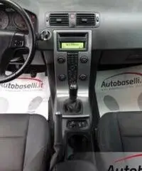 VOLVO V50 2.0 D MOMENTUM VOLVO V50 2.0 D MOMENTUM