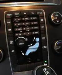 Volvo Xc60 D3 Geartronic - NAVIGATORE+BROWSER+BLUETOOTH+SENS.PARCH+CRUISE FULL Volvo Xc60 D3 Geartronic - NAVIGATORE+BROWSER+BLUETOOTH+SENS.PARCH+CRUISE FULL