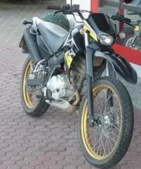 YAMAHA XT 125 R