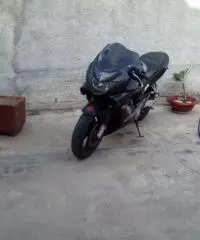 Honda 600 (ricambi usati) Honda 600 (ricambi usati)