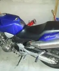 HONDA Hornet tipo veicolo Naked cc 900 HONDA Hornet tipo veicolo Naked cc 900