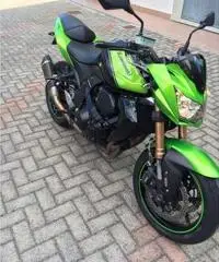 KAWASAKI Z 750R KAWASAKI Z 750R
