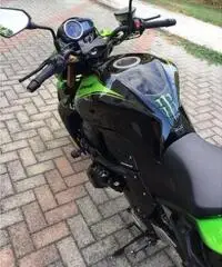 KAWASAKI Z 750R KAWASAKI Z 750R