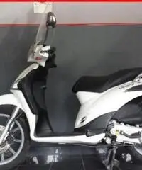 PIAGGIO Liberty 50 4T bianco - 22883 PIAGGIO Liberty 50 4T bianco - 22883
