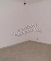 Appartamento in zona Lavagnola a Savona Appartamento in zona Lavagnola a Savona