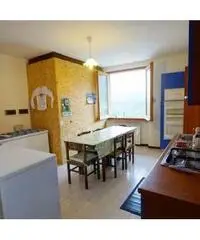 Casa indipendente in Vendita a 240.000 Casa indipendente in Vendita a 240.000