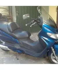 Suzuki Burgman 400