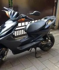 Vendo Yamaha Aerox YQ50L