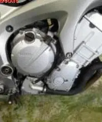 YAMAHA Fazer 8 FAZER 600 YAMAHA Fazer 8 FAZER 600