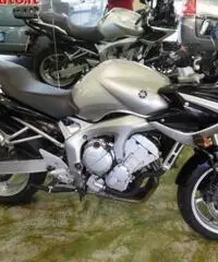 YAMAHA Fazer 8 FAZER 600 YAMAHA Fazer 8 FAZER 600