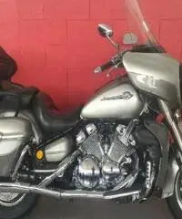 YAMAHA XVZ 1300 Venture royal star