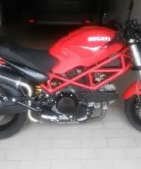 bella ducati monster695 bella ducati monster695