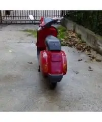 VESPA 50,COLORE ROSSO PASTELLO. VESPA 50,COLORE ROSSO PASTELLO.