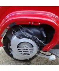 VESPA 50,COLORE ROSSO PASTELLO. VESPA 50,COLORE ROSSO PASTELLO.