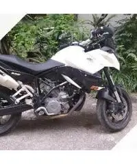 KTM 990 Supermoto SMT - 2011 KTM 990 Supermoto SMT - 2011
