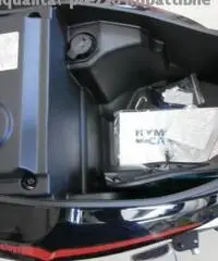 KYMCO Super 8 50 sport racing km zero da MOTOCICLOMANIA PECCIOLI PI