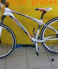 MTB DI 29 XMR 21 VELOCITA' NUOVA KM ZERO MTB DI 29 XMR 21 VELOCITA' NUOVA KM ZERO
