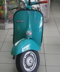 PIAGGIO Vespa 50 R d'epoca del 1967 rifatta DA MOTOCICLOMANIA