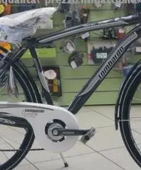 trekking a 6 velocita' ruote 700x35 a km zero trekking a 6 velocita' ruote 700x35 a km zero