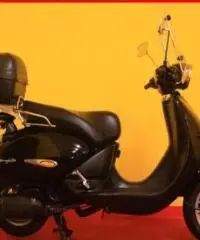 APRILIA Habana 125 Nero - 22405 APRILIA Habana 125 Nero - 22405
