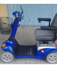 Scooter elettrico per anziani e disabili a Riccione Rimini Scooter elettrico per anziani e disabili a Riccione Rimini