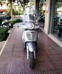 APRILIA Scarabeo 200 Full optional passaggio proprietà incluso APRILIA Scarabeo 200 Full optional passaggio proprietà incluso