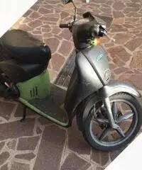 Aprilia Scarabeo 50 - 2010