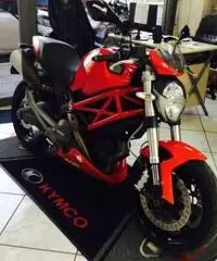 DUCATI Monster 696 PLUS-FULL OPTIONAL PASSAGGIO INCLUSO