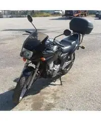 Honda CB500 anno 2002 alcuni parti graffiate Honda CB500 anno 2002 alcuni parti graffiate