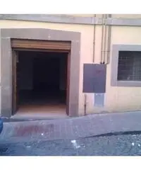 Viterbo Centro, Negozio 64mq angolo Piazza della Rocca Viterbo Centro, Negozio 64mq angolo Piazza della Rocca