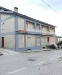 Casa con ingresso indipendente - Avellino
