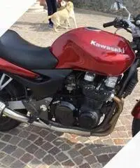 Kawasaki ZR7