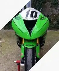 Kawasaki zx6r 636