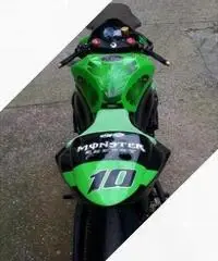 Kawasaki zx6r 636