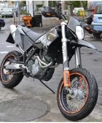 KTM LC4 640 SM EURO2 2oo7 Accessoriata KTM LC4 640 SM EURO2 2oo7 Accessoriata