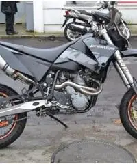 KTM LC4 640 SM EURO2 2oo7 Accessoriata KTM LC4 640 SM EURO2 2oo7 Accessoriata