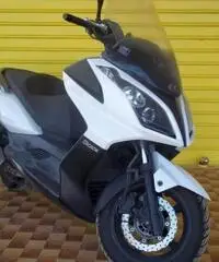KYMCO Downtown 300i 2009