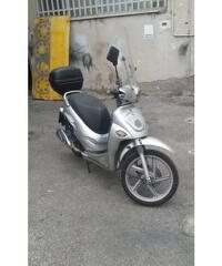 Kymco People 150 anno 2005