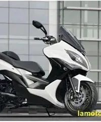 KYMCO Xciting 400i .