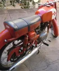 MOTO D'EPOCA GILERA 124 GIUBILEO ORIGINALE MOTO D'EPOCA GILERA 124 GIUBILEO ORIGINALE