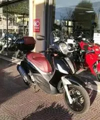 PIAGGIO Beverly 350 SportTouring Passaggio e Garanzia Incluso PIAGGIO Beverly 350 SportTouring Passaggio e Garanzia Incluso