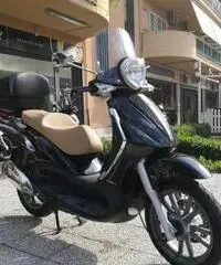 PIAGGIO Beverly Tourer 300 PASSAGGIO E GARANZIA INCLUSO