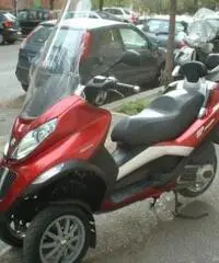 Piaggio MP 3 300 IE Piaggio MP 3 300 IE