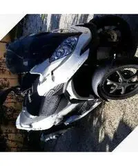 Quadro Quadro 350D - 2013 Quadro Quadro 350D - 2013