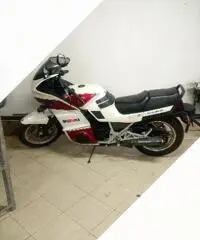 Suzuki 1100 gsx ef 1984 32000 km permuto con auto