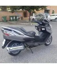 Suzuki Burgman 400 Suzuki Burgman 400
