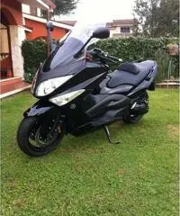 Tmax 500 anno 2011 km 35000 Tmax 500 anno 2011 km 35000