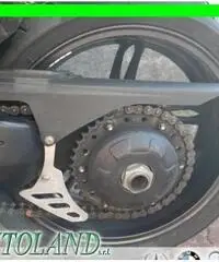 TRIUMPH Speed Triple 1050 Gommata TRIUMPH Speed Triple 1050 Gommata