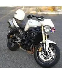 Triumph Street Triple 675