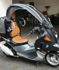 Vendo C1 125 Executive colore Nero sella beige Vendo C1 125 Executive colore Nero sella beige
